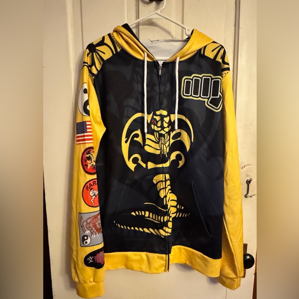 Black and Yellow Cobra Graphic Zip Hoodie